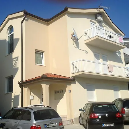 Apartments Villa Ivva Podaca Exterior photo